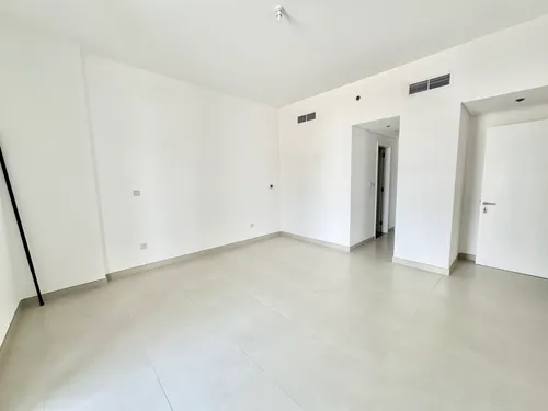 3 Bedrooms Apartment in The Pulse Boulevard Apartments (C2)