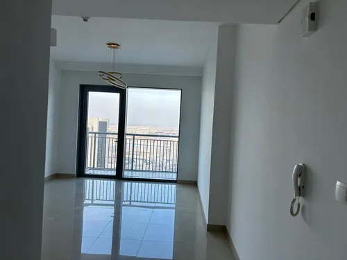 Bright & Airy High-Floor Unit | Park View | Free Chiller