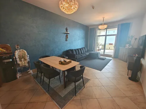 2 Bedrooms Apartment in Newbridge Hill 1