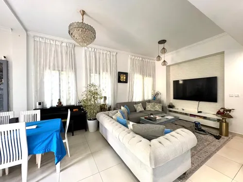 4 Bedrooms Townhouse in Casa Dora