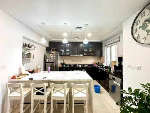 4 Bedrooms Townhouse in Casa Dora