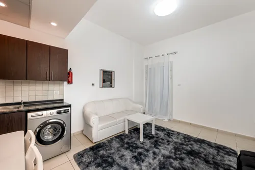 1 Bedroom Apartment in Autumn