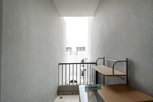 1 Bedroom Apartment in Autumn