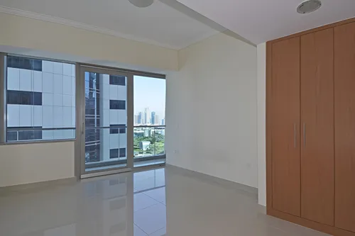 1 Bedroom Apartment in Ocean Heights