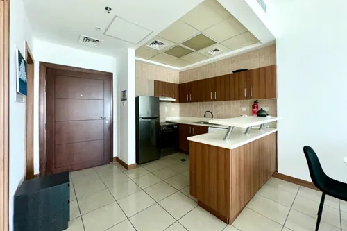 Furnished | Mid Floor | Exclusive