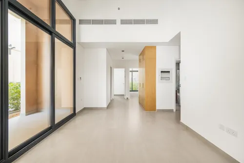 2BR | Pool View | Private Garden | Closed Kitchen