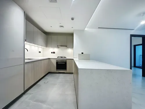 2 Bedrooms Apartment in The Crest Tower A