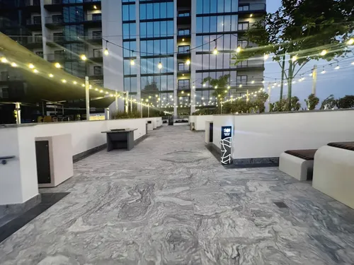 2 Bedrooms Apartment in The Crest Tower A