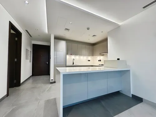 2 Bedrooms Apartment in The Crest Tower A