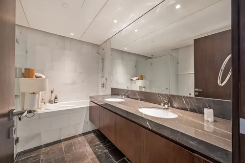 2 Bedrooms Apartment in The Residences JLT