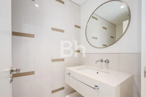 Exclusive | Palm View | High Floor | Maids Room