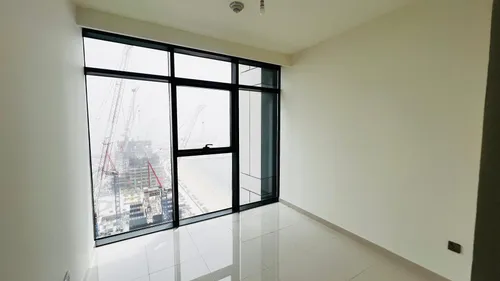3 Bedrooms Apartment in Beach Vista 1