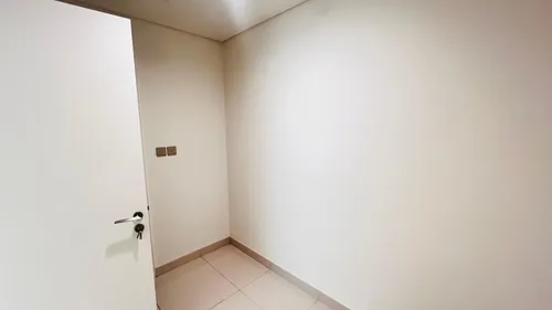 3 Bedrooms Apartment in Beach Vista 1
