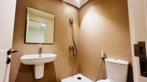 3 Bedrooms Apartment in Beach Vista 1