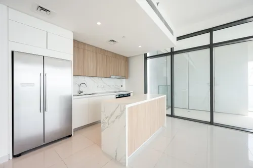 3 Bedrooms Apartment in Beach Vista 1