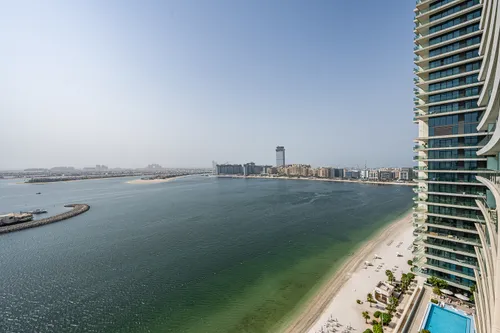 3 Bedrooms Apartment in Beach Vista 1