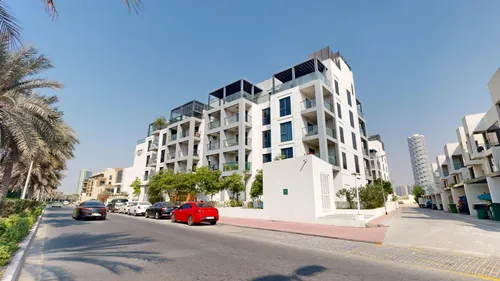 1 Bedroom Apartment in Hyati Residences
