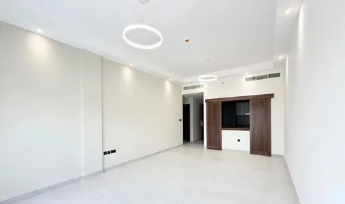 Brand New | Close to Metro | Mid Floor