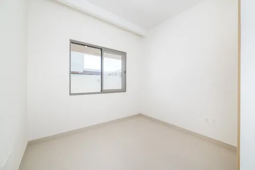 4 Bedrooms Apartment in The Pulse Beachfront 2