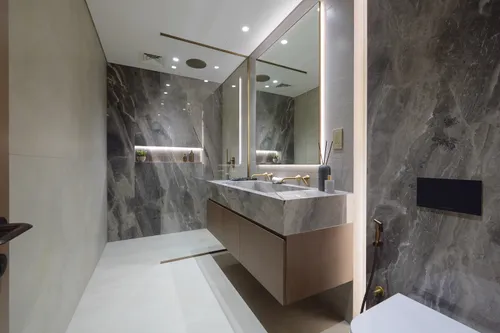 3 Bedrooms Apartment in Central Park Residential Tower