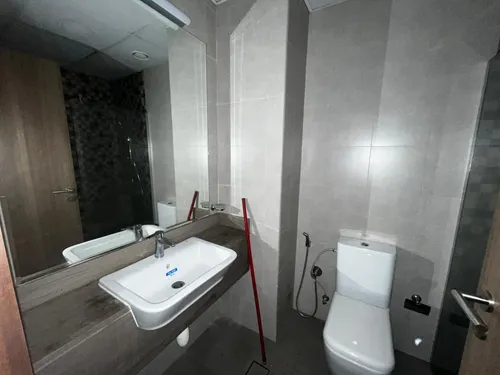  Apartment in Azizi Plaza