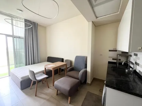  Apartment in Azizi Plaza