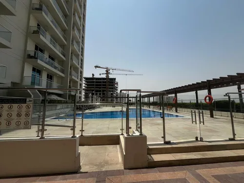  Apartment in Azizi Plaza