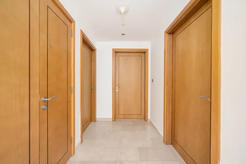 2 Bedrooms Apartment in Trident Bayside