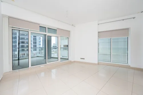 2 Bedrooms Apartment in Trident Bayside