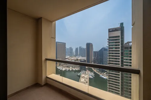 2 Bedrooms Apartment in Bahar 1