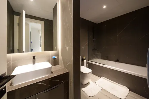 1 Bedroom Apartment in Stadium Point