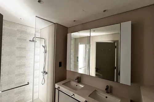2 Bedrooms Apartment in Sunrise Bay