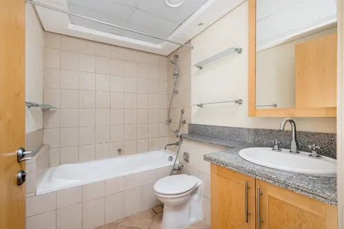 2 Bedrooms Apartment in Turia Tower B