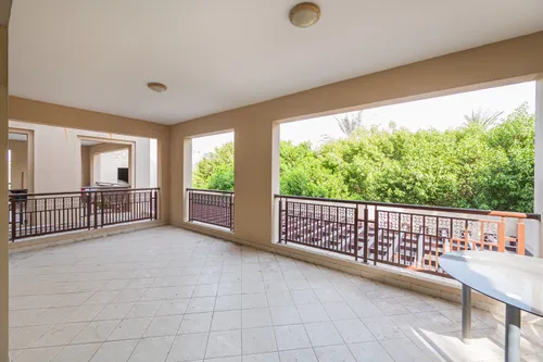 2 Bedrooms Apartment in Turia Tower B