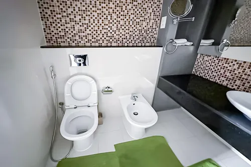 1 Bedroom Apartment in Upper Crest
