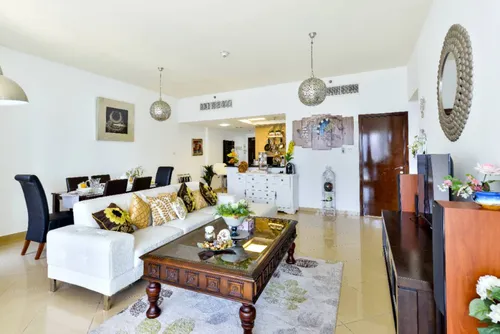 Excellent Condition | Full Lake View | Chiller Free