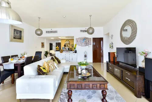 2 Bedrooms Apartment in Concorde Tower