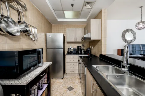 2 Bedrooms Apartment in Concorde Tower