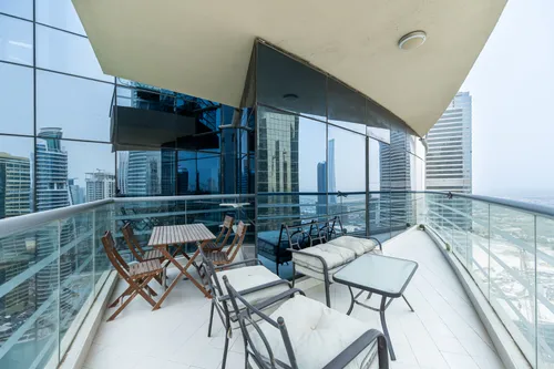 2 Bedrooms Apartment in Concorde Tower
