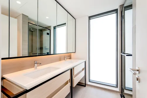 2 Bedrooms Apartment in Wilton Park Residences 1