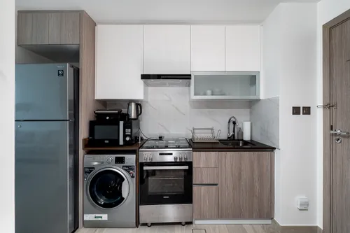 Apartment in Me Do Re Tower