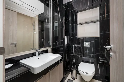 Apartment in Me Do Re Tower