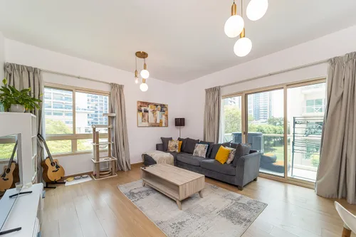 Fully Upgraded | 15th August | Fully Furnished