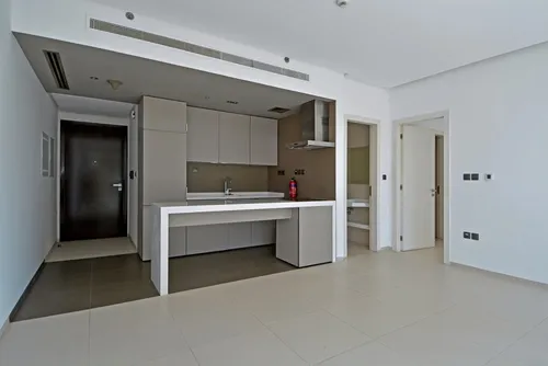 1 Bedroom Apartment in West Avenue Tower
