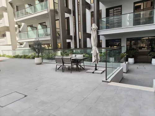 1 Bedroom Apartment in Lumina Vista residence