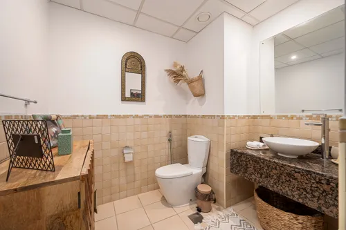 3 Bedrooms Apartment in Rimal 5