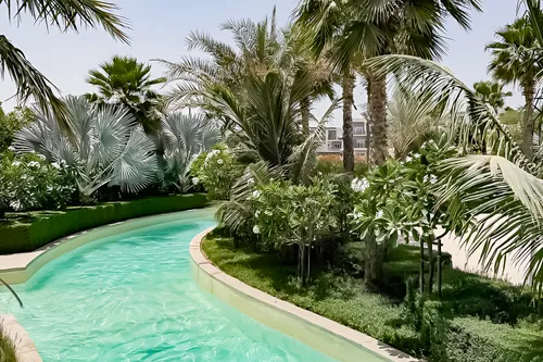 2 Bedrooms Apartment in Viridis Residence and Hotel Apartments
