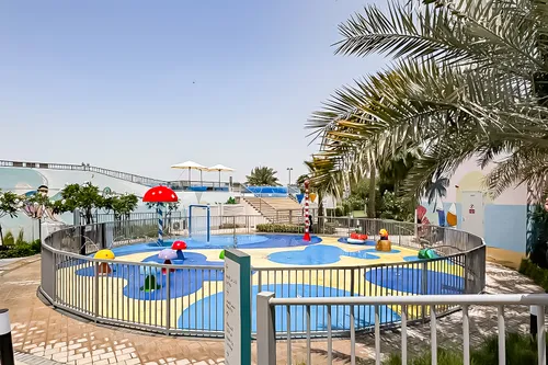 2 Bedrooms Apartment in Viridis Residence and Hotel Apartments