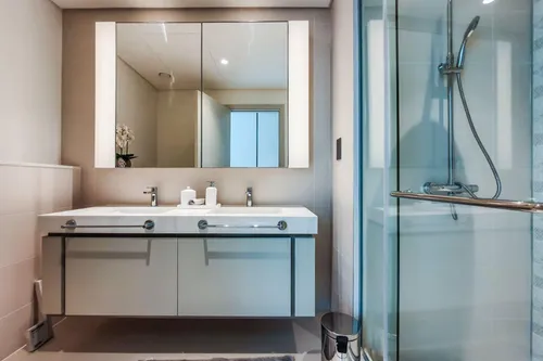 2 Bedrooms Apartment in Sunrise Bay Tower 1
