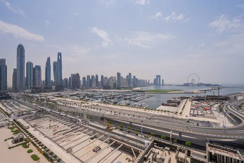 2 Bedrooms Apartment in Sunrise Bay Tower 1
